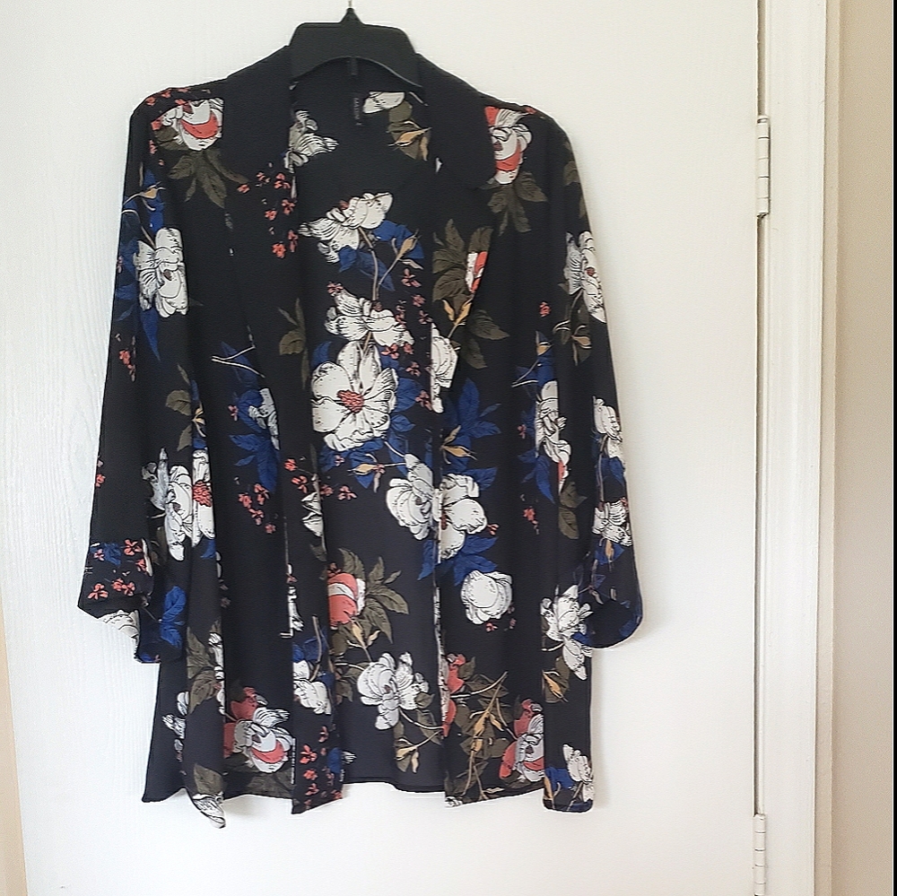 Massini Floral Lightweight Blazer